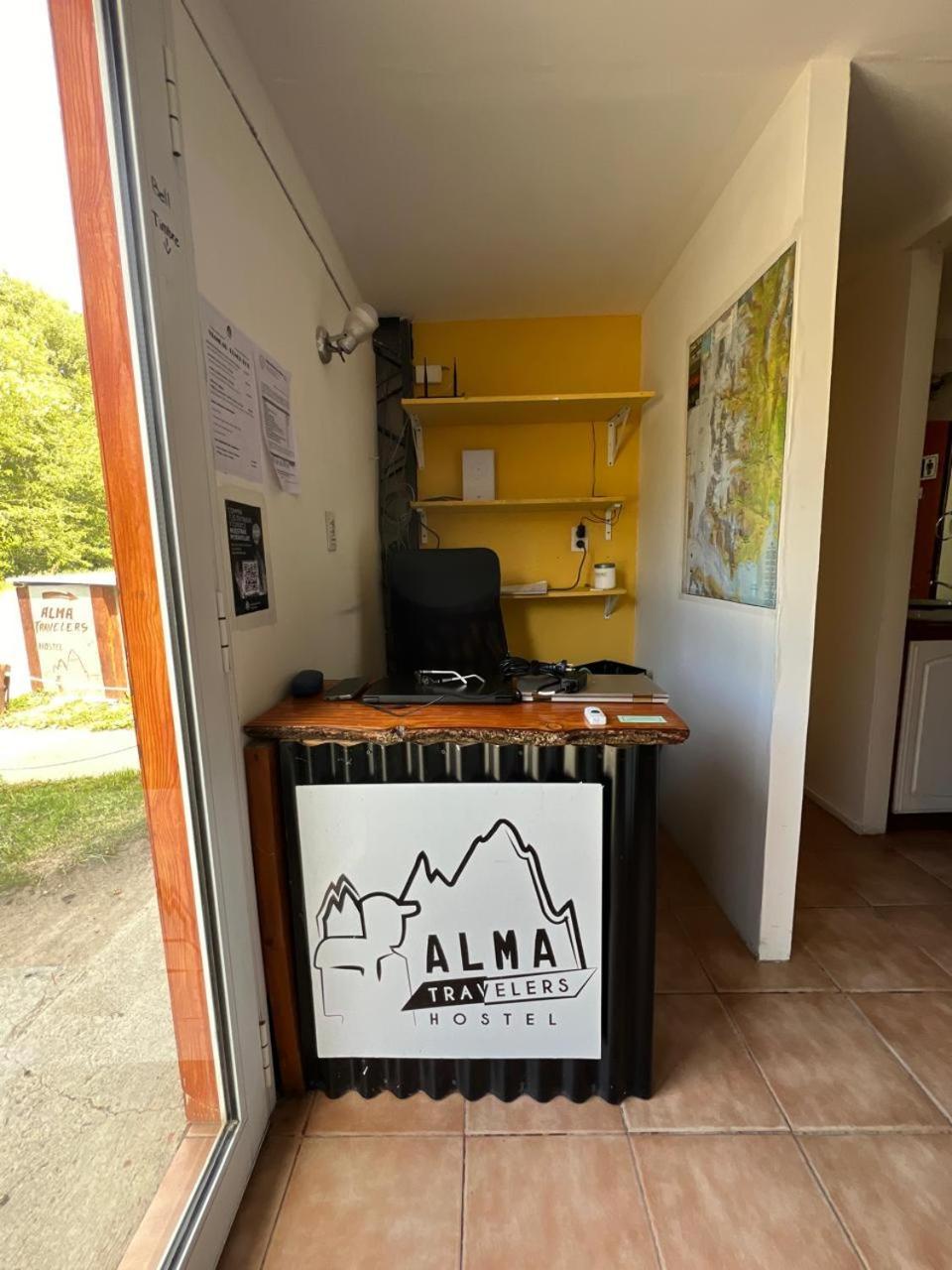 Alma Travelers Hostel El Chalten Luaran gambar